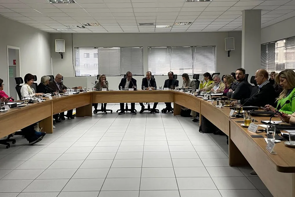 Paraná: Governo lança plataforma de Business Intelligence com dados das sete universidades estaduais