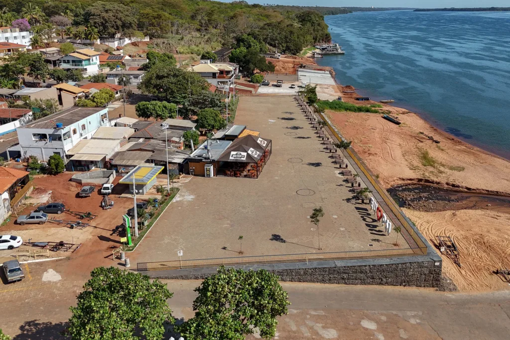 Pavimentação de balneário de Altônia chega a 50%; Estado tem outras obras na região Noroeste 9 Pavimentação de balneário de Altônia chega a 50%; Estado tem outras obras na região Noroeste