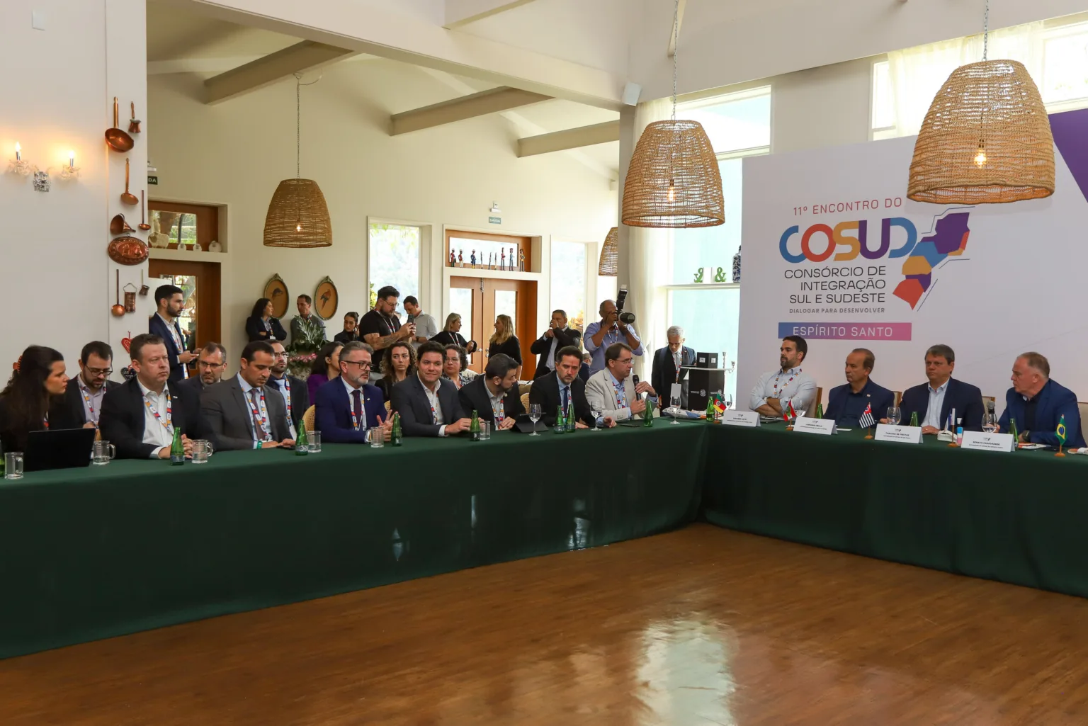 Grupo de Trabalho nesta sexta-feira (9) da 11ª edição do Consórcio de Integração Sul e Sudeste (Cosud), no Espirito Santo.