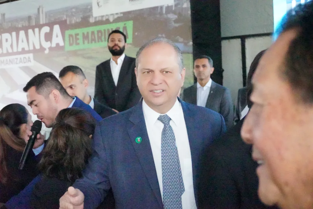 Ratinho Junior inaugura Hospital da Criança de Maringá, confira as entrevistas