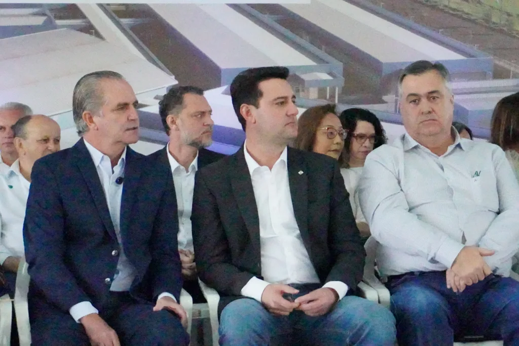 Ratinho Junior inaugura Hospital da Criança de Maringá, confira as entrevistas