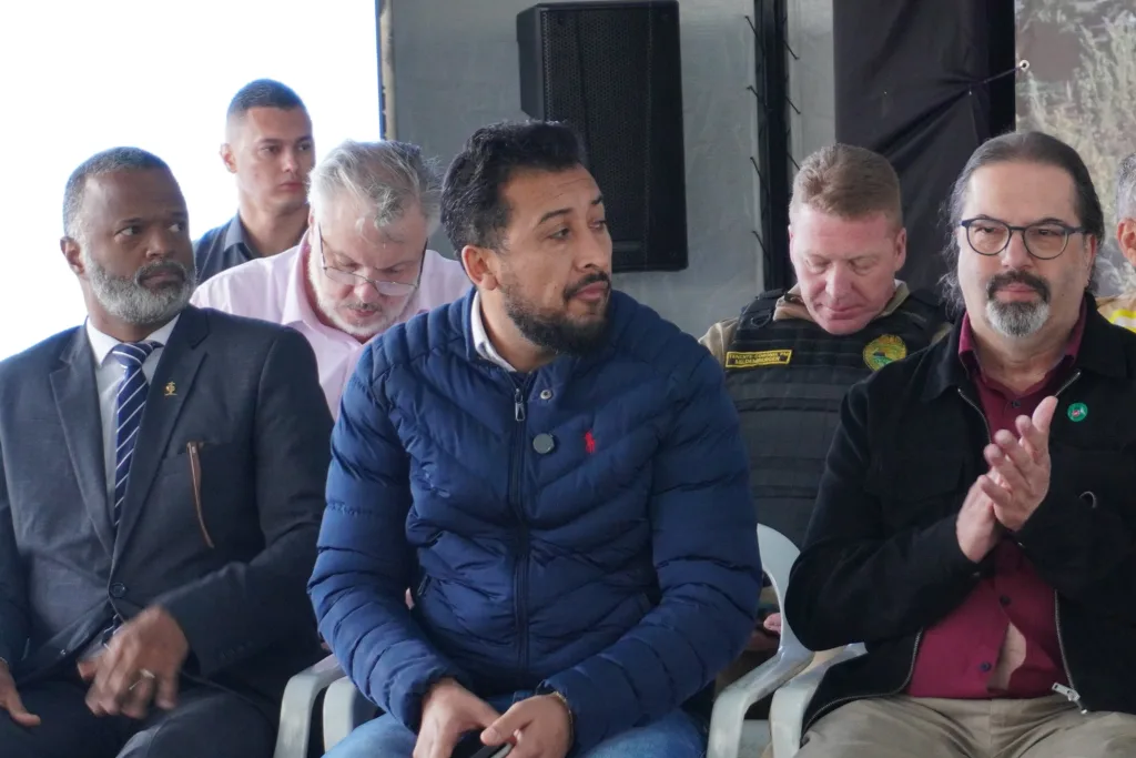 Ratinho Junior inaugura Hospital da Criança de Maringá, confira as entrevistas