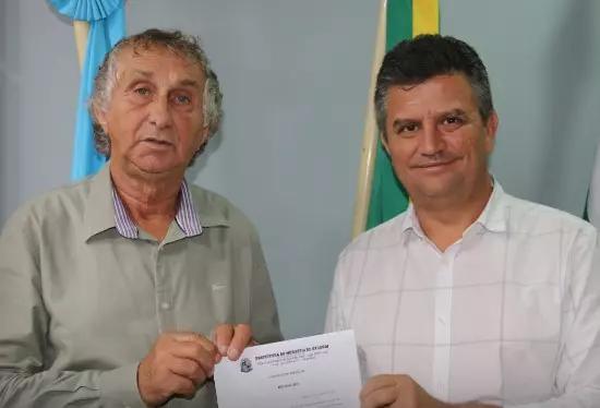 Garbúgio assinou como prefeito em exercício o aumento exorbitante na taxa de lixo de Sarandi