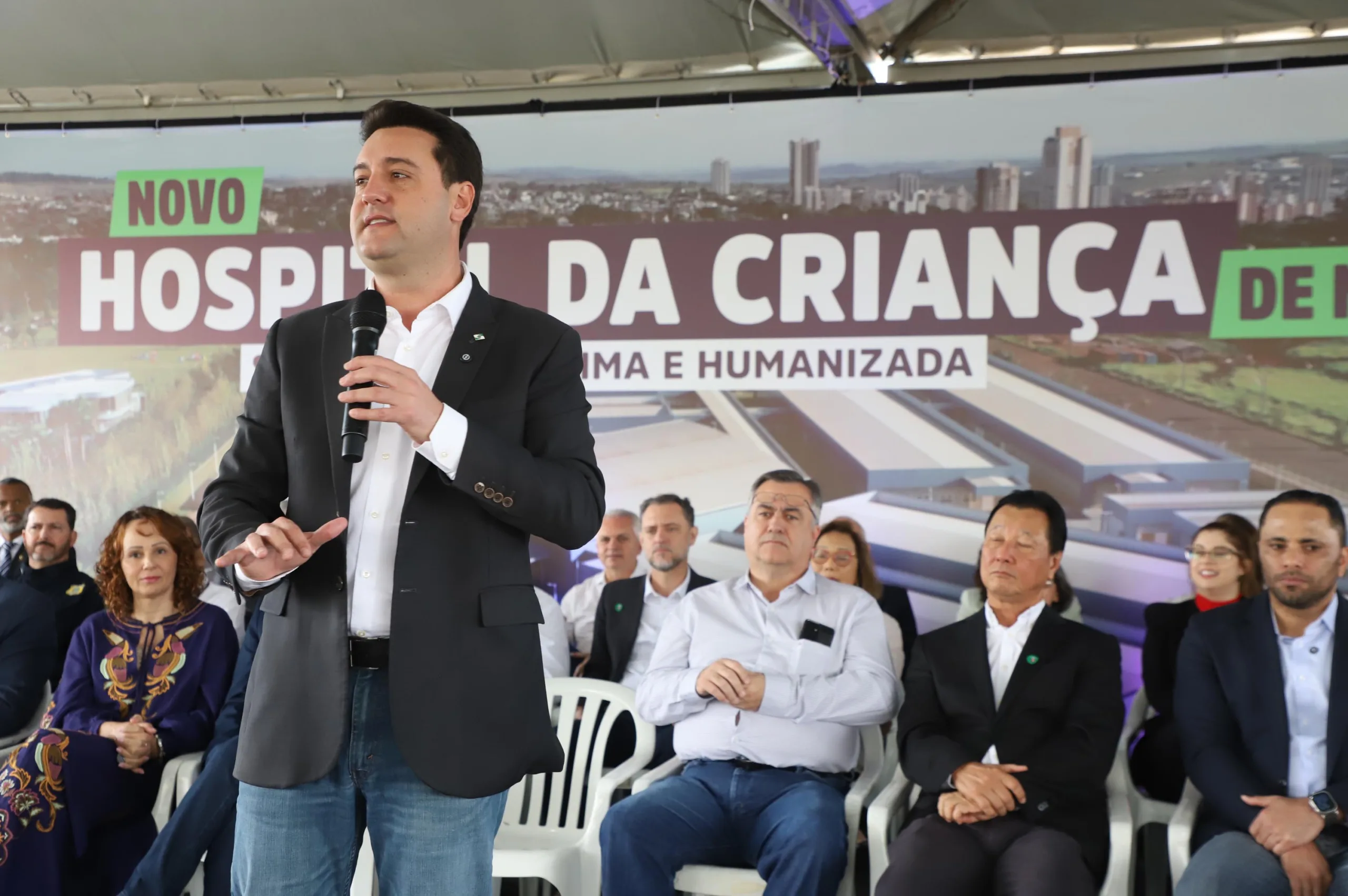 O governador Carlos Massa Ratinho Junior inaugurou nesta segunda-feira (16) o Hospital da Criança Irmã Maria Calista, de Maringá, no Noroeste do Estado.