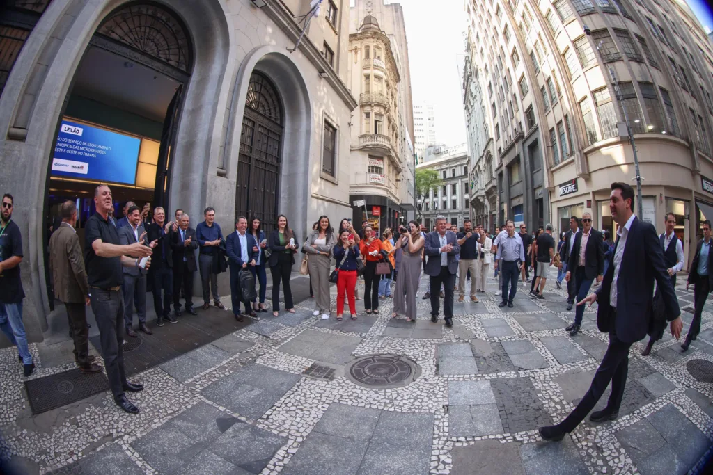 Paraná conclui mais uma PPP da Sanepar que garantirá investimentos de R$ 2,9 bilhões