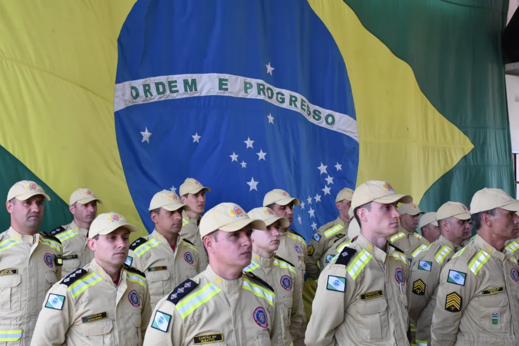 Corpo de Bombeiros forma 42 novos integrantes para força-tarefa que atua em desastres