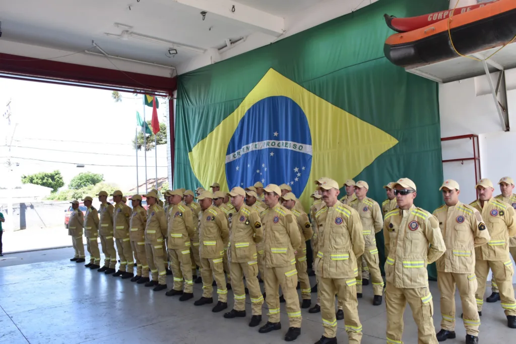 Corpo de Bombeiros forma 42 novos integrantes para força-tarefa que atua em desastres