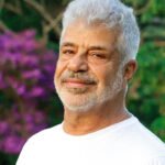 Com o tema “É tempo de Natal”, a ‘Maringá Encantada 2024’ começa nesta neste sábado, 16, com a chegada do Papai Noel e o show do cantor Lulu Santos.