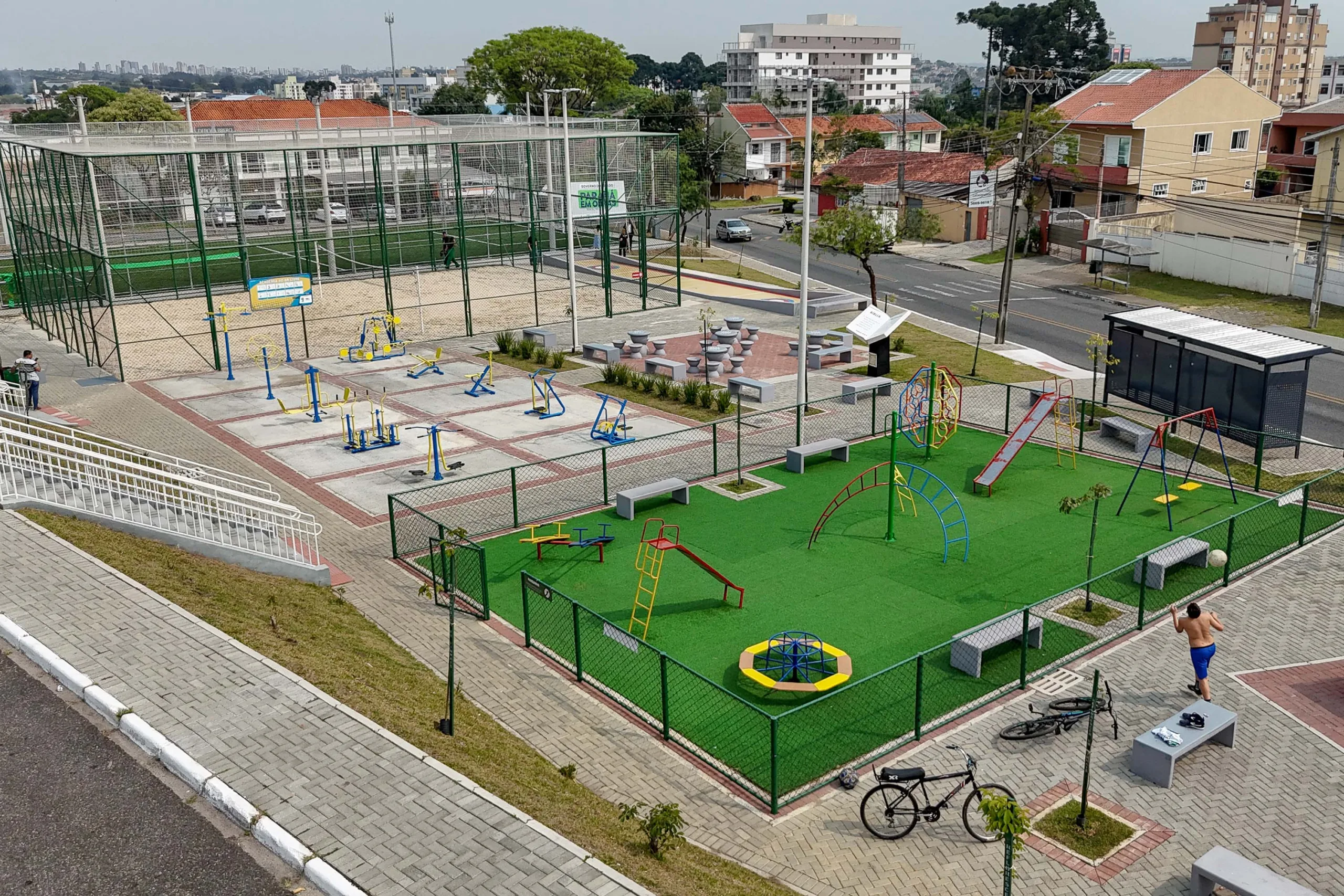 Obras e melhorias nos municípios do Paraná em 2024