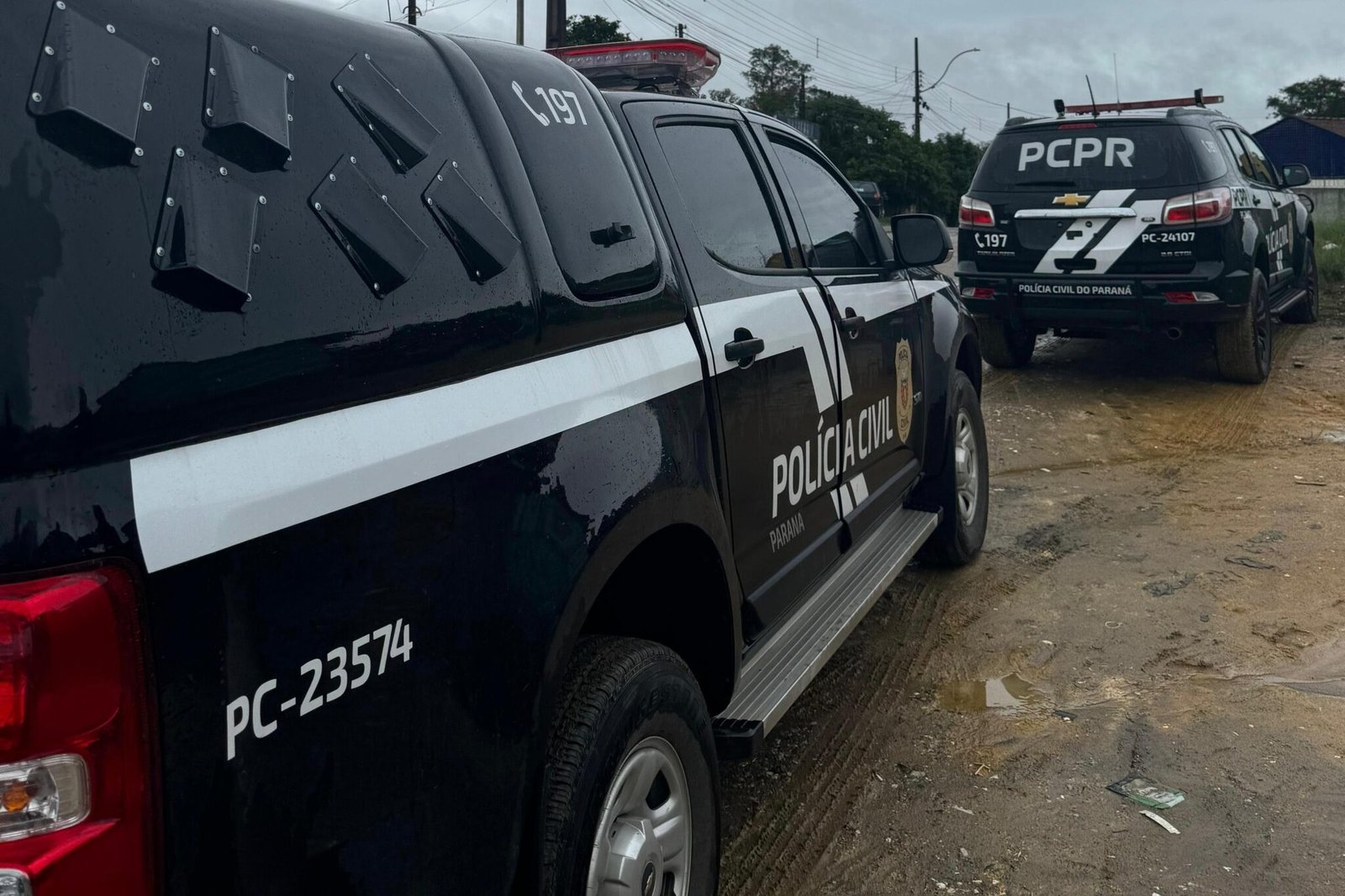 Viaturas da Polícia Civil