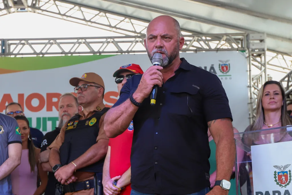 Estado entrega 133 viaturas e equipamentos para as polícias; investimento de R$ 52 milhões 17 Estado entrega 133 viaturas e equipamentos para as polícias; investimento de R$ 52 milhões