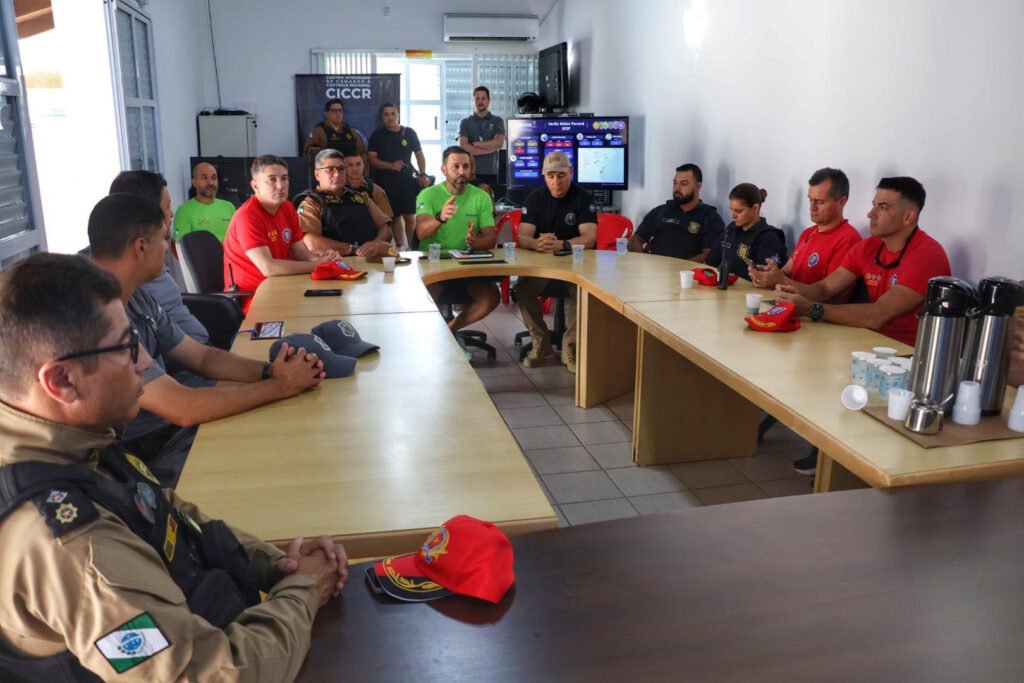 Ano novo seguro: forças policiais e Bombeiros reforçam atuação no Litoral