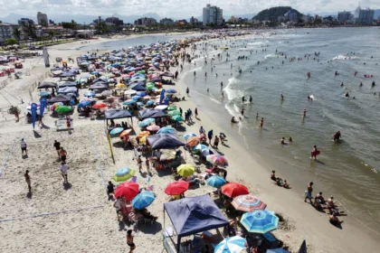 Sanepar recomenda aos usuários a regularizar débitos do Litoral antes de viajar Foto: Ari Dias/AEN