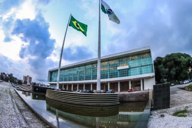 Palácio Iguaçu com as cores da Ucrânia - Curitiba, 03/02/2022