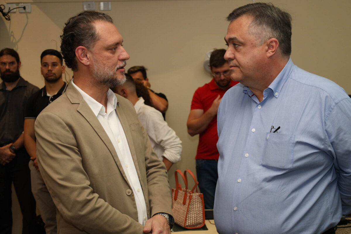 Com R$ 19 milhões do Estado, obras do Bloco Industrial do HU de Maringá serão concluídas 10 Com R$ 19 milhões do Estado, obras do Bloco Industrial do HU de Maringá serão concluídas
