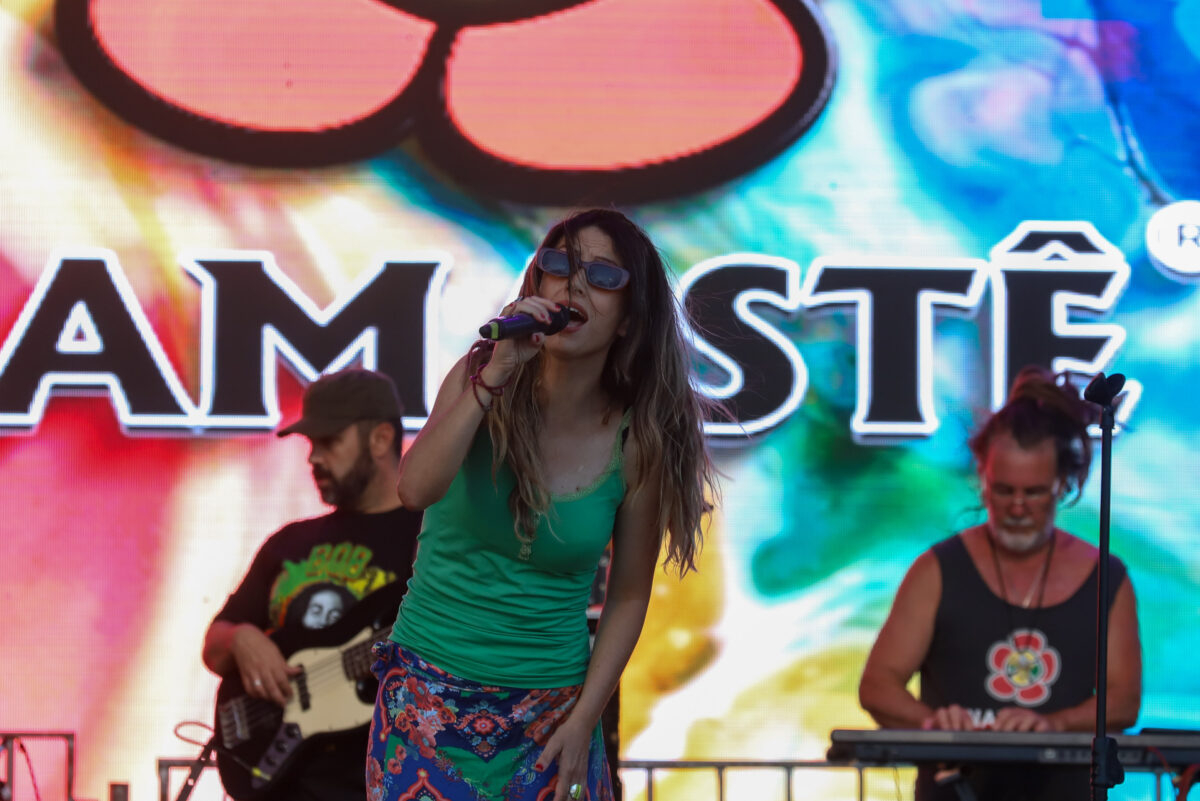 Praia, reggae e pôr do sol: Namastê encanta público no Verão Maior Paraná 12 Praia, reggae e pôr do sol: Namastê encanta público no Verão Maior Paraná