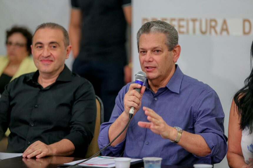 O prefeito Silvio Barros destacou a importância do trabalho conjunto entre o município e a sociedade civil organizada (Crédito: Rafael Macri/ PMM)