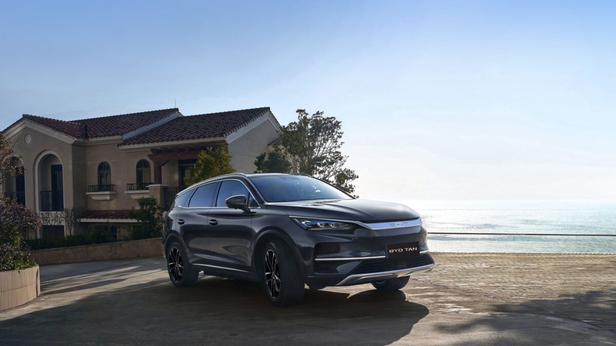 BYD TAN EV