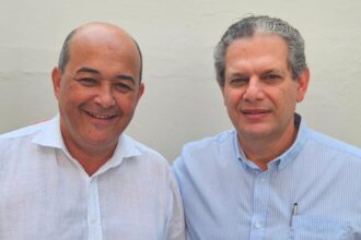 Silvio Barros opta por Odair Fogueteiro para assumir a liderança do governo na Câmara