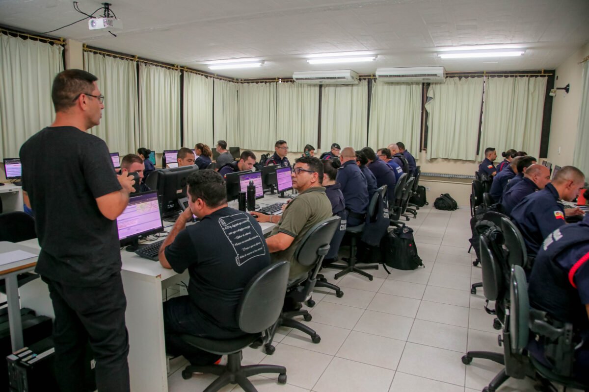 Agentes da Guarda Civil Municipal participam de treinamento sobre Boletim de Ocorrências Unificado