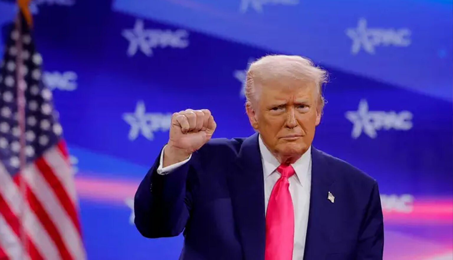 Presidente Donald Trump participa de encontro anual da Conferência de Ação Política Conservadora, nos EUA