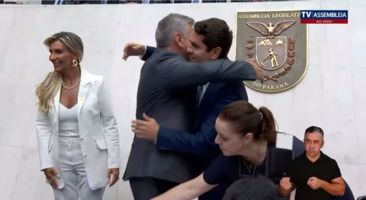 Delegado Jacovós toma posse como 2º vice-presidente na Alep