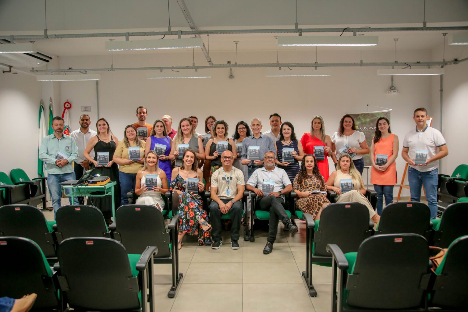 Prefeitura de Maringá sedia 1ª reunião do Conselho Regional de Secretários Municipais de Saúde de 2025