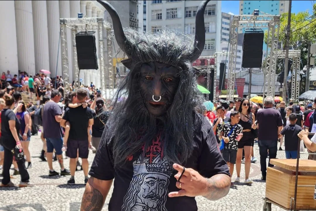 Zombie Walk ganha vida com excursões e pacotes em agências de turismo