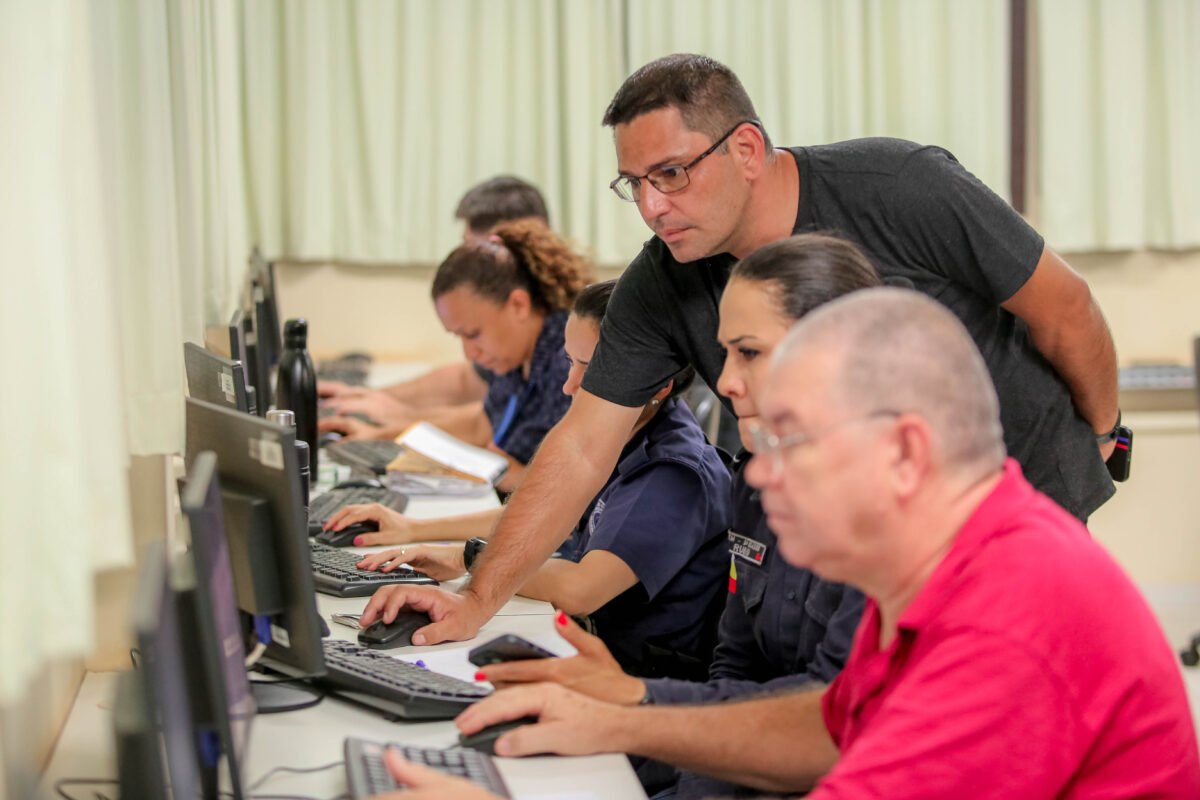 Agentes da Guarda Civil Municipal participam de treinamento sobre Boletim de Ocorrências Unificado