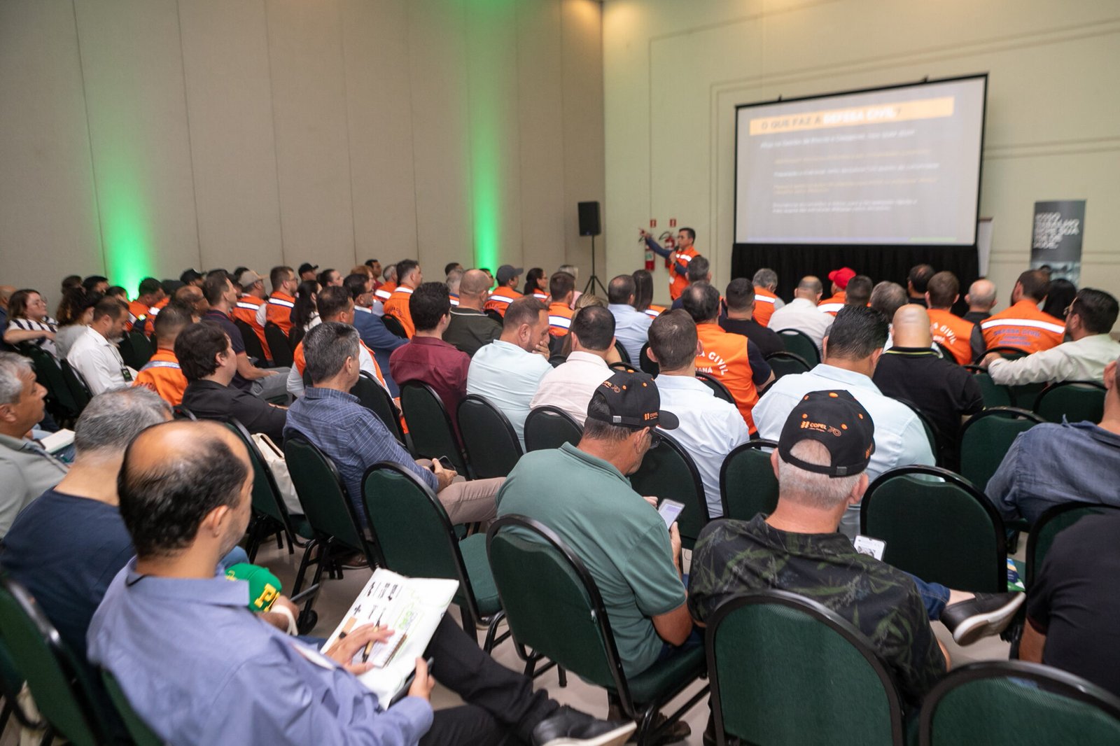 Defesa Civil prepara coordenadores municipais para enfrentar desastres no Paraná