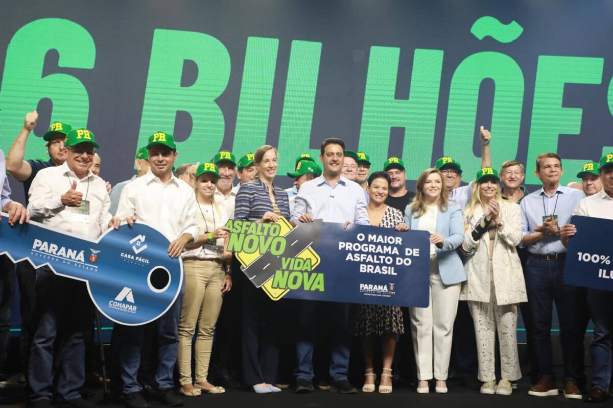 Ratinho Junior lança novas fases do Asfalto Novo, Vida Nova para cidades de até 50 mil habitantes