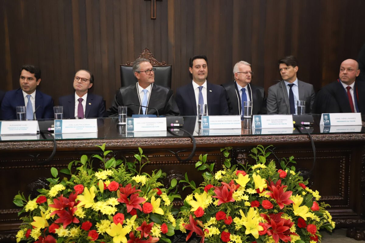Governador participa da posse da primeira mulher a presidir o TJPR