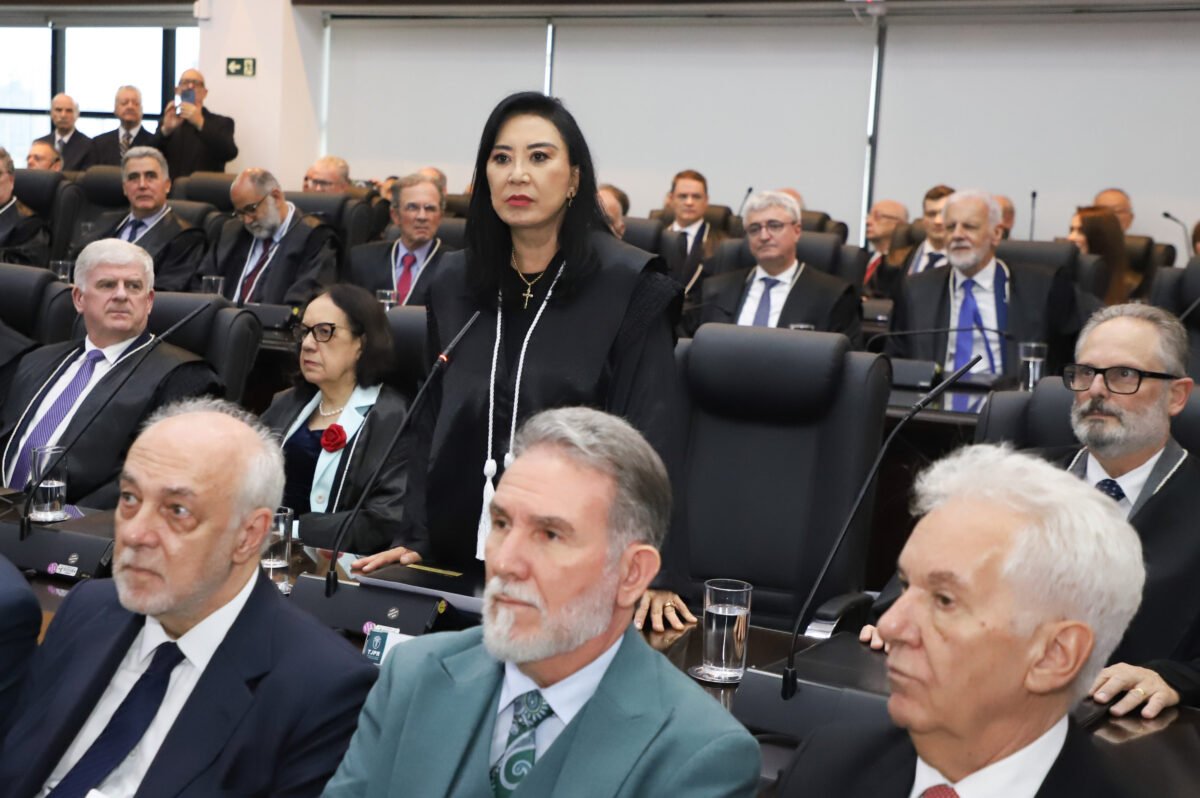 Governador participa da posse da primeira mulher a presidir o TJPR