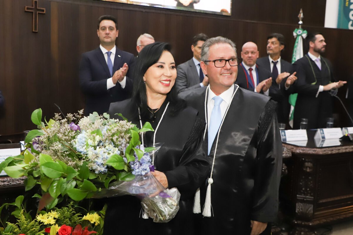 Governador participa da posse da primeira mulher a presidir o TJPR