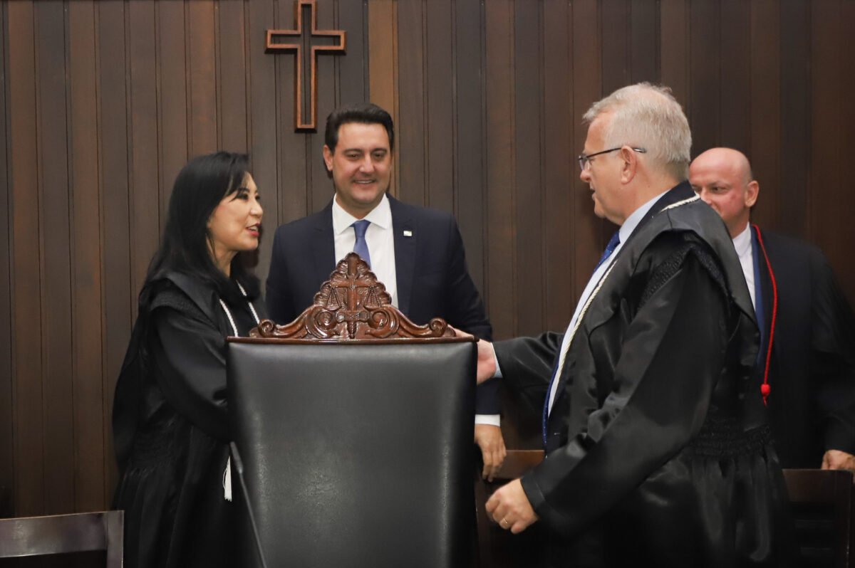Governador participa da posse da primeira mulher a presidir o TJPR
