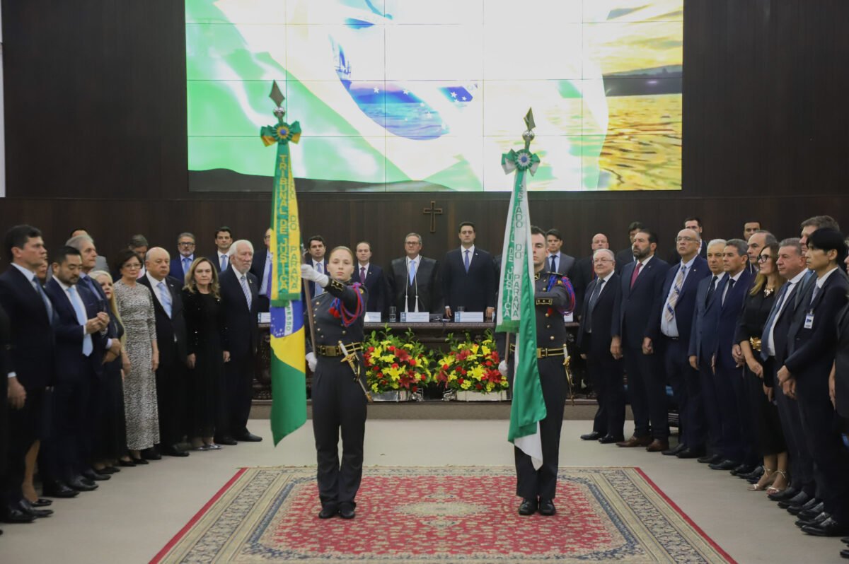 Governador participa da posse da primeira mulher a presidir o TJPR