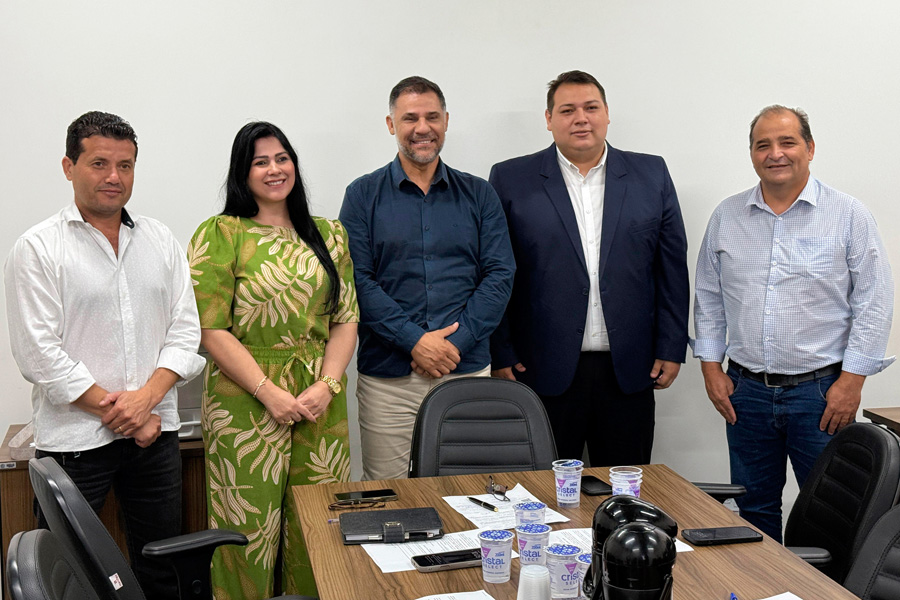 COMISSÃO EXTRAORDINÁRIA DE SEGURANÇA PÚBLICA Presidente: Pastor Sandro (UNIÃO)Vice-Presidente: Cristian Maia Maninho (REPUBLICANOS)Membros: Giselli Bianchini (PP), Guilherme Machado (PL) e William Gentil (PP)