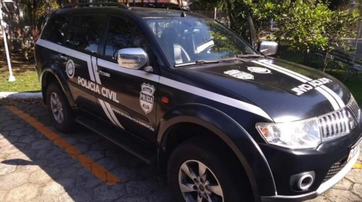 Viatura da Polícia Civil do Paraná (PCPR)