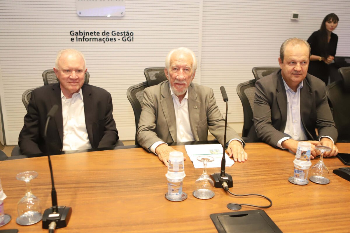 Estado concederá 100 bolsas de R$ 5 mil para doutores inovarem em empresas paranaenses