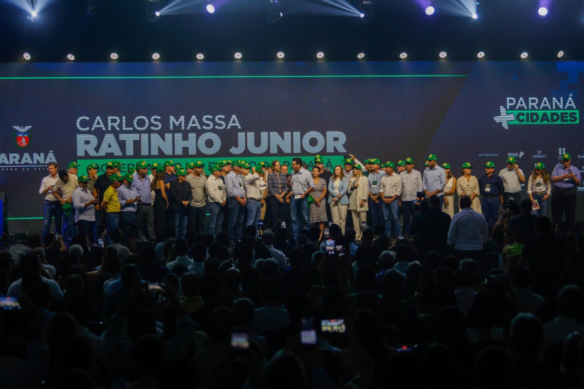 Ratinho Junior anuncia pacote de R$ 6 bilhões de investimentos nos municípios paranaenses