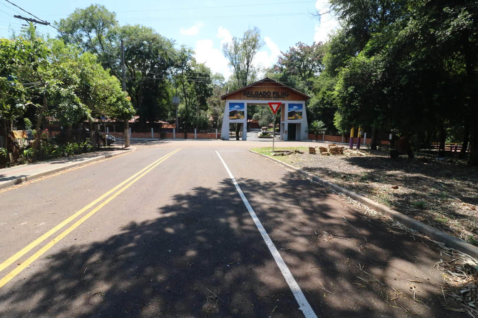 R$ 1 bilhão em pavimentação: Asfalto Novo, Vida Nova transforma as pequenas cidades