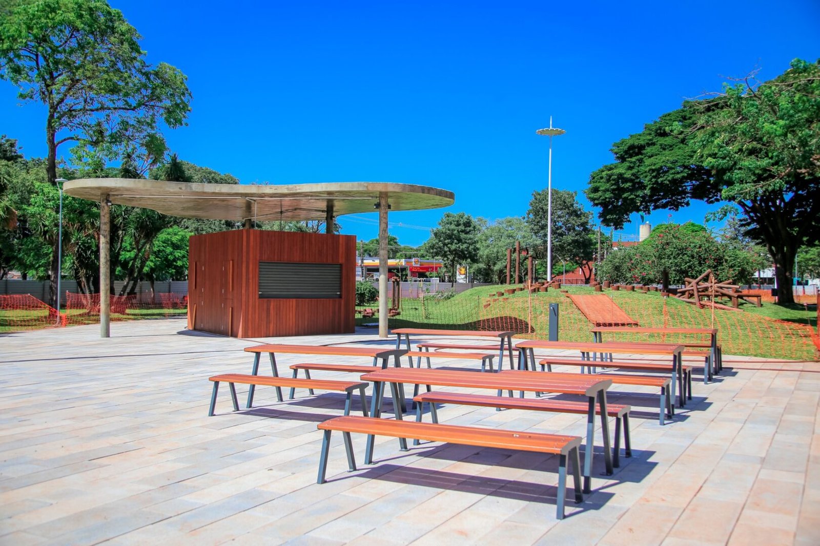 Obra da Praça da Catedral é parcialmente concluída; espaços estarão liberados para comunidade até sexta, 28 3 Obra da Praça da Catedral é parcialmente concluída; espaços estarão liberados para comunidade até sexta, 28