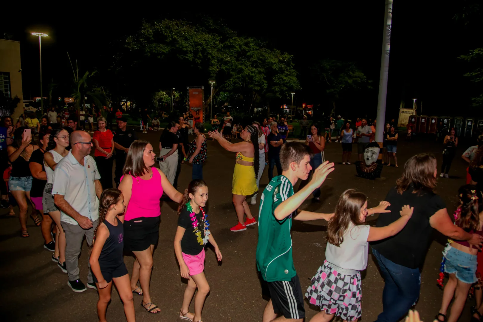 Carnaval de Maringá inicia com Samba na Praça em Iguatemi