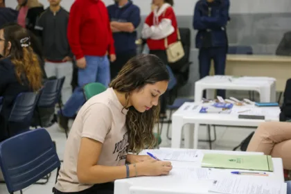 Com mais de mil vagas, Prefeitura realiza mutirão de empregabilidade para jovens na terça, 12