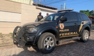 Polícia Federal destrói mais de 70 armas apreendidas em operações