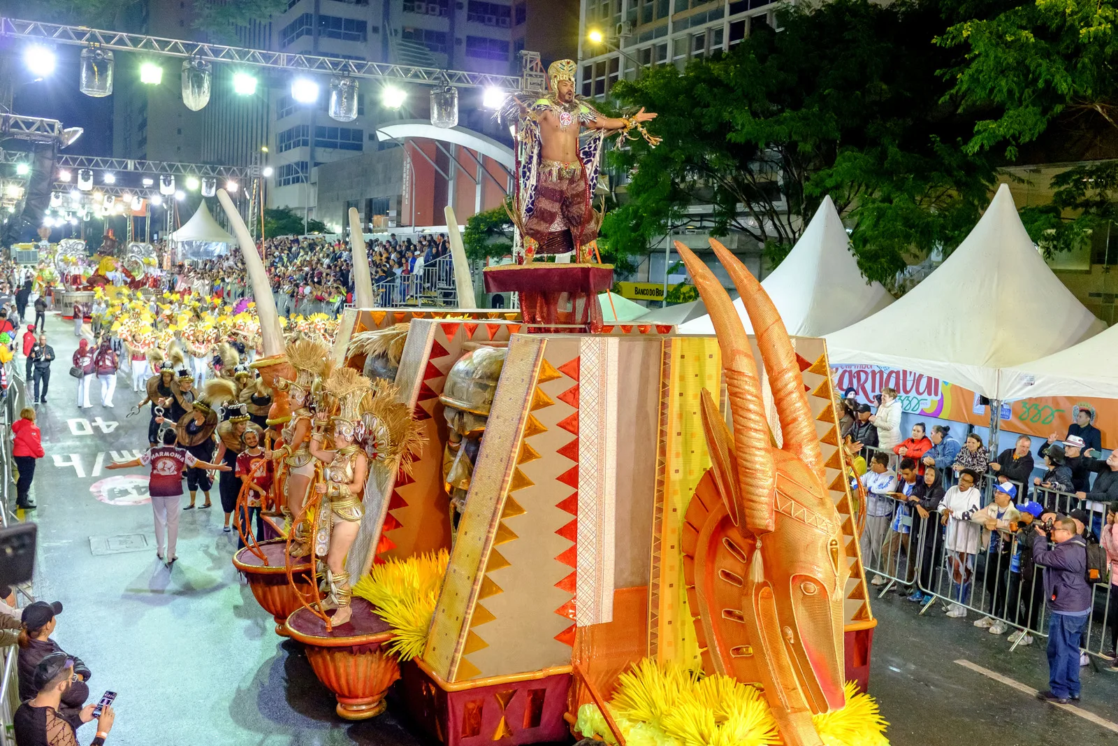 Smart City, festas do peão e eventos esportivos: março vai movimentar o turismo no Paraná