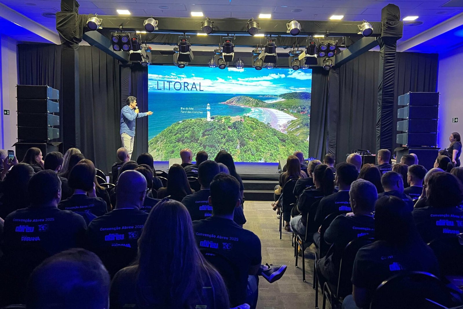 Viaje Paraná: 150 agentes de viagens participam de convenção em Foz do Iguaçu