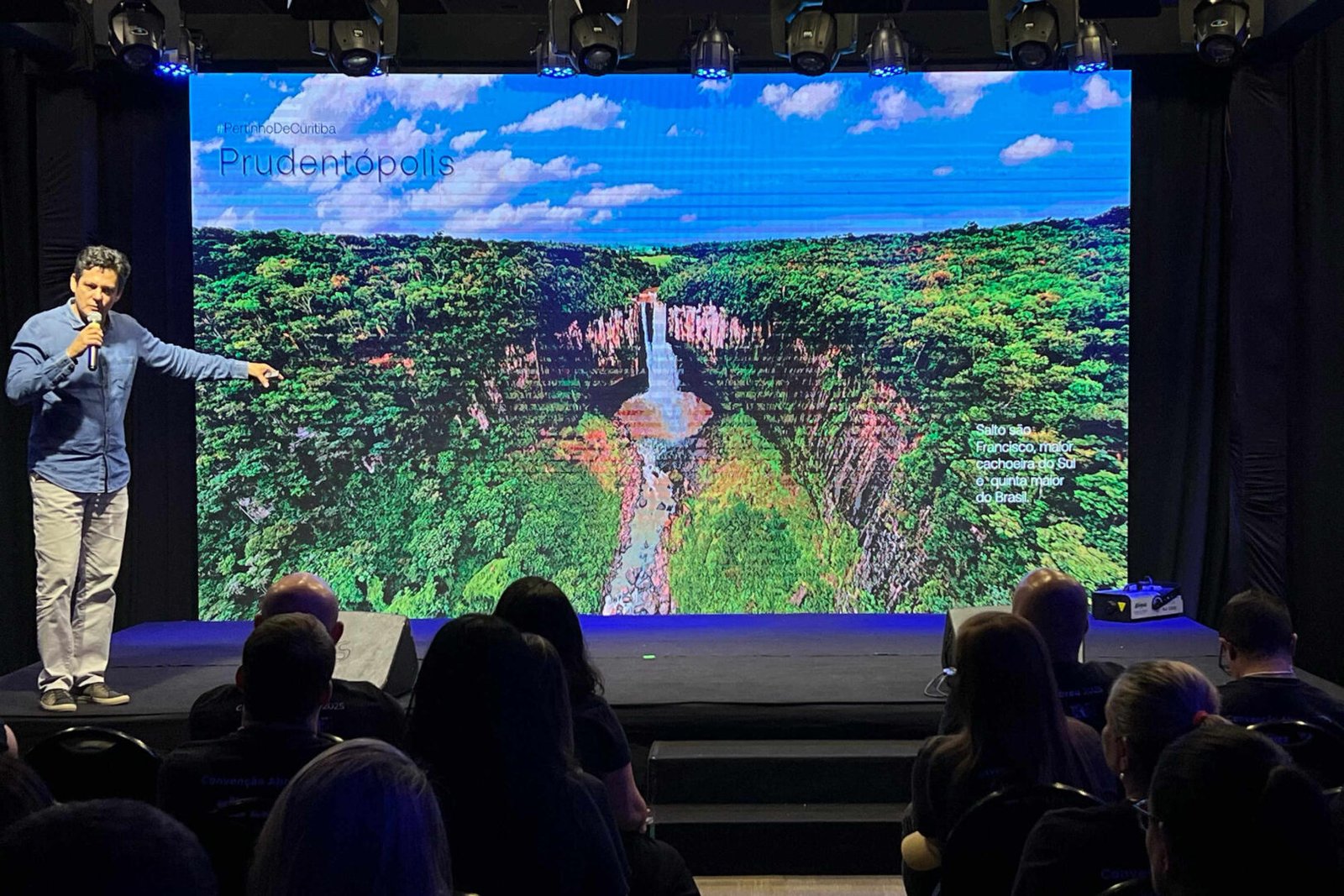 Viaje Paraná: 150 agentes de viagens participam de convenção em Foz do Iguaçu