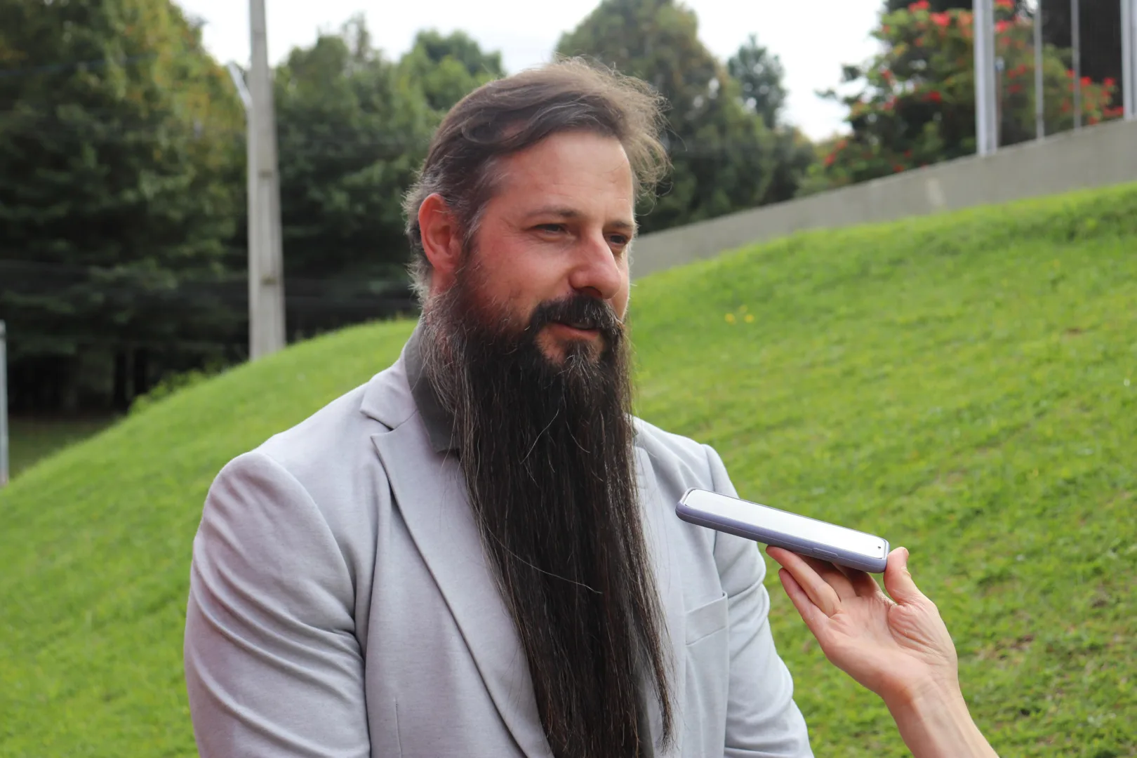 Defesa Civil Estadual envia ao Rio Grande do Sul 1,4 mil itens de escritório doados pelo TCE