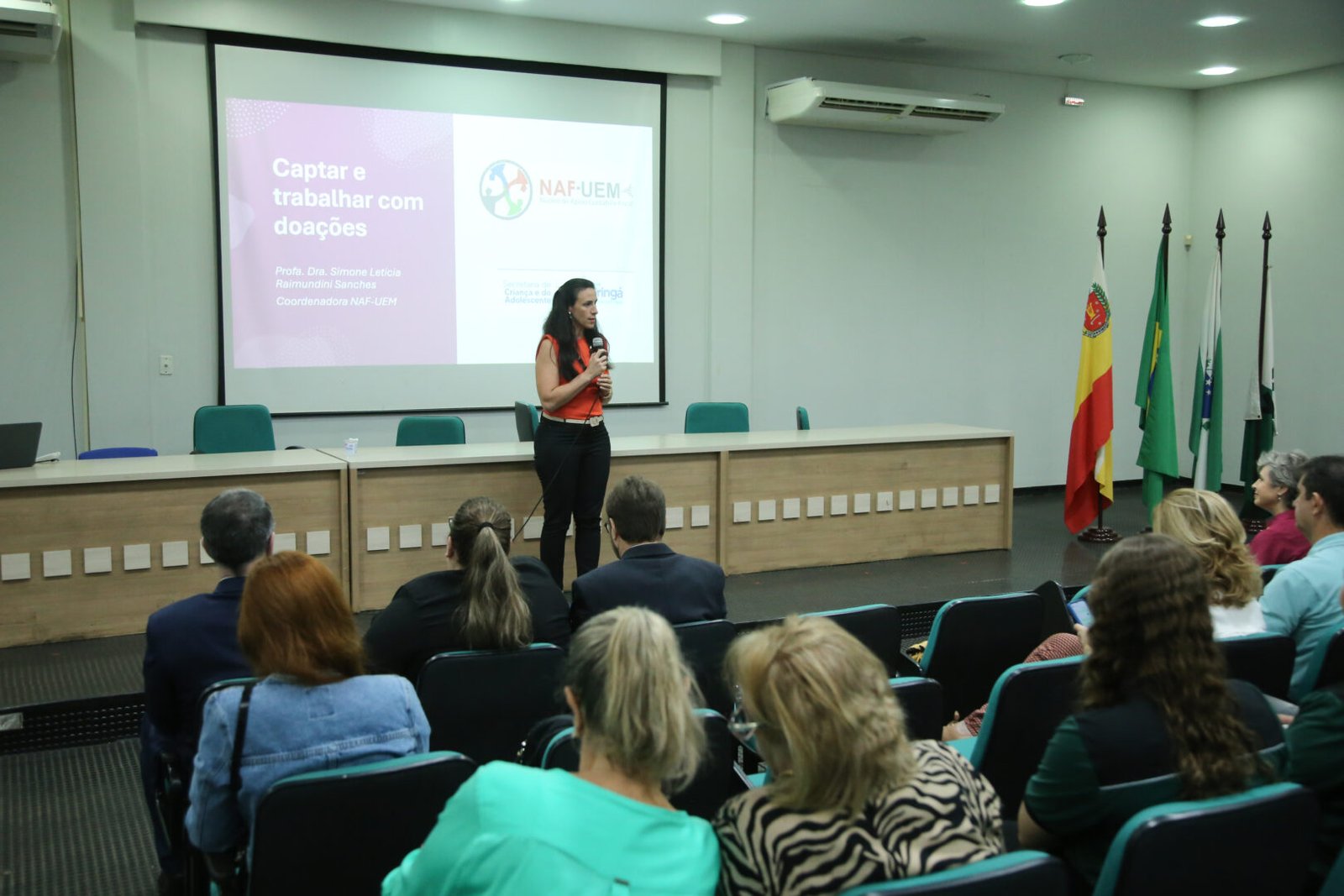 Workshop orienta entidades assistenciais sobre captação de recursos e regularização fiscal